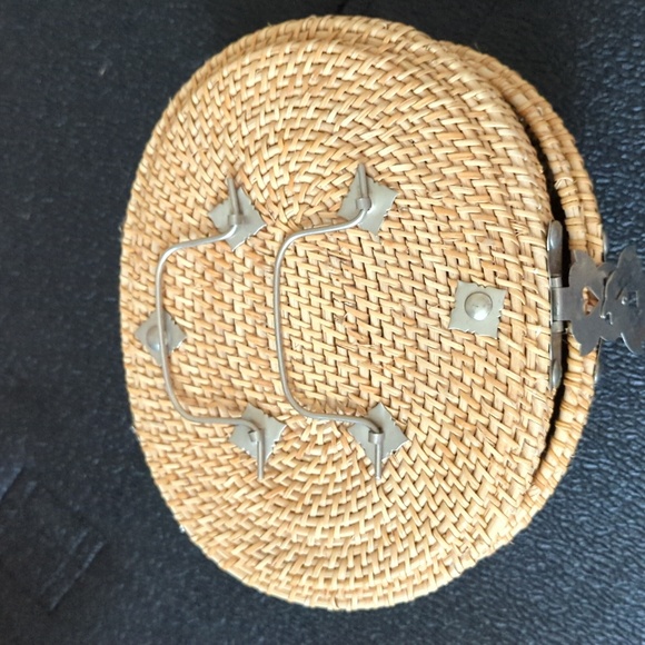 Vintage basket with lock antique - Picture 3 of 4